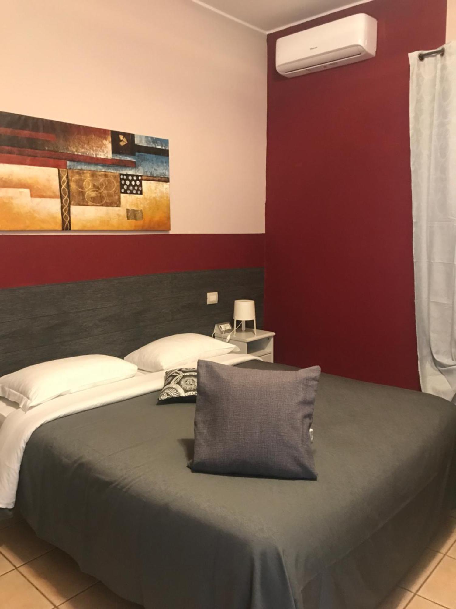 Vegan Inn Airport - Adults Only - Late Check In Fiumicino Exterior photo