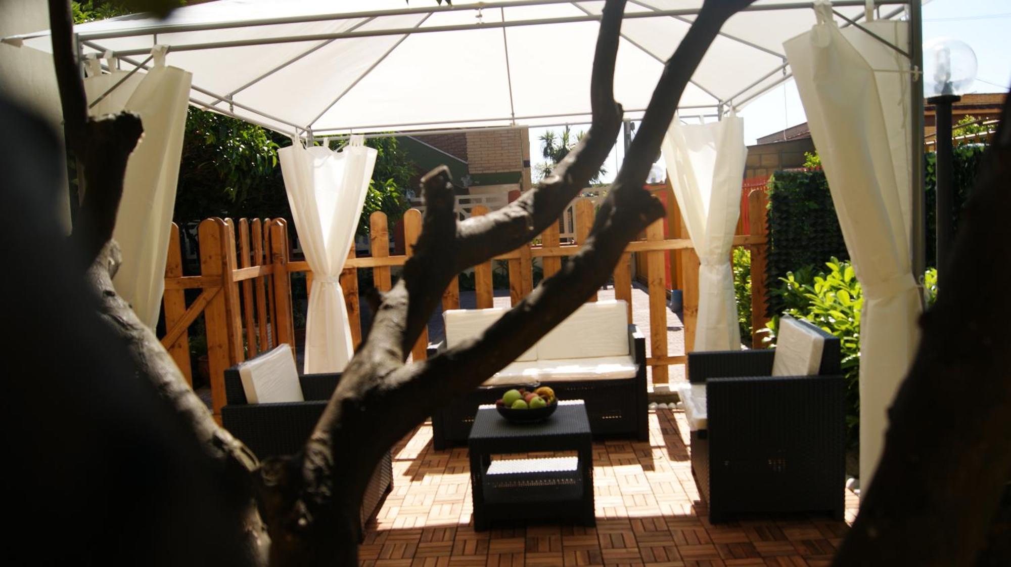 Vegan Inn Airport - Adults Only - Late Check In Fiumicino Exterior photo